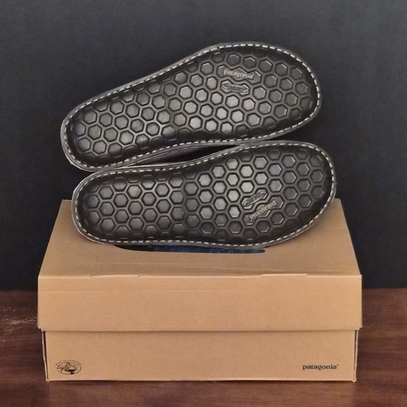 Disney Christmas 2025 Lil Rin Rin Plush Badge Red New
